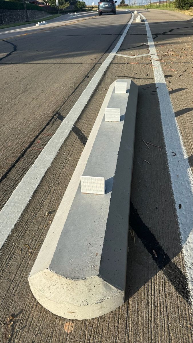 Route photo 48: North Concrete Barrier 29, No visible damage