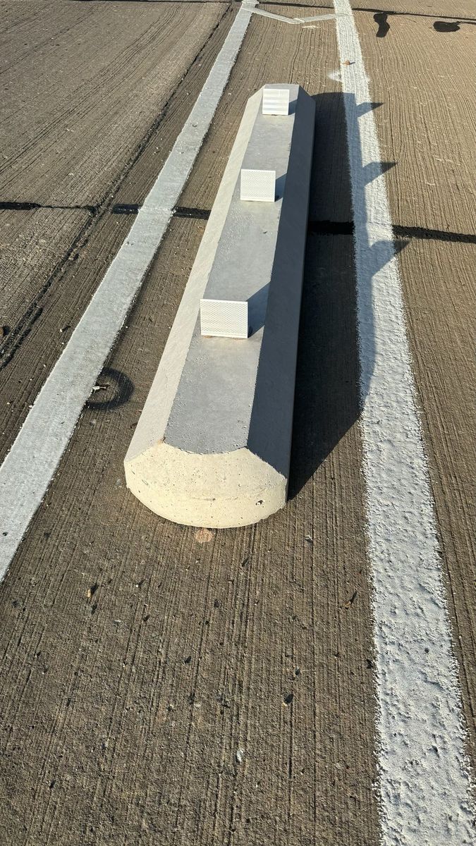 Route photo 57: North Concrete Barrier 33, No visible damage