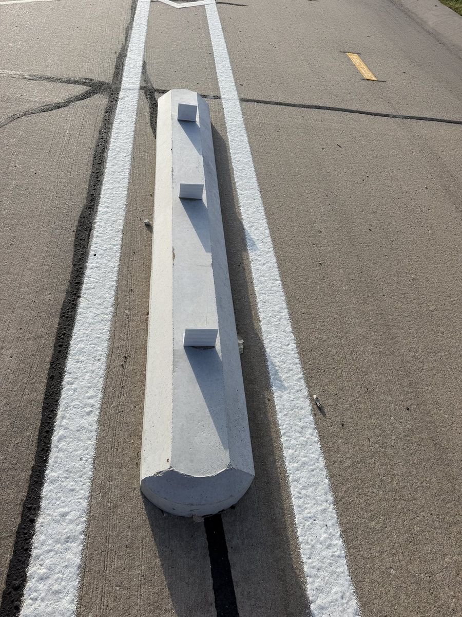 Route photo 94: South Concrete Barrier 52, No visible damage