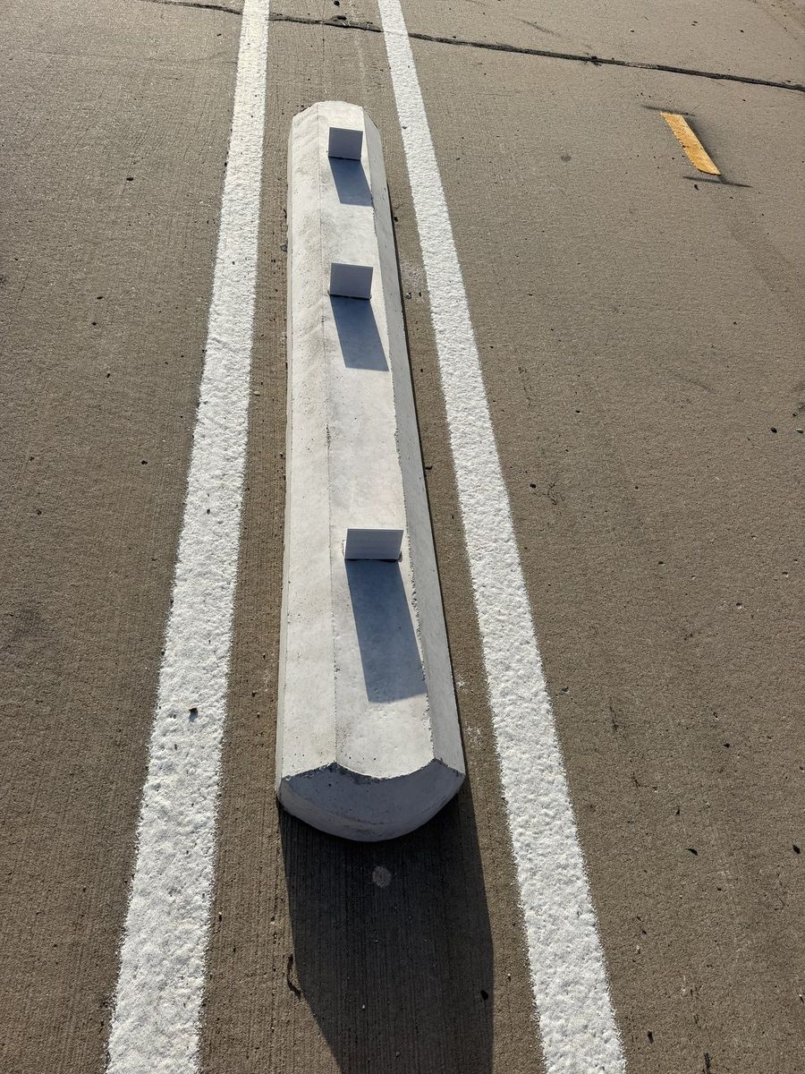 Route photo 112: South Concrete Barrier 70, No visible damage